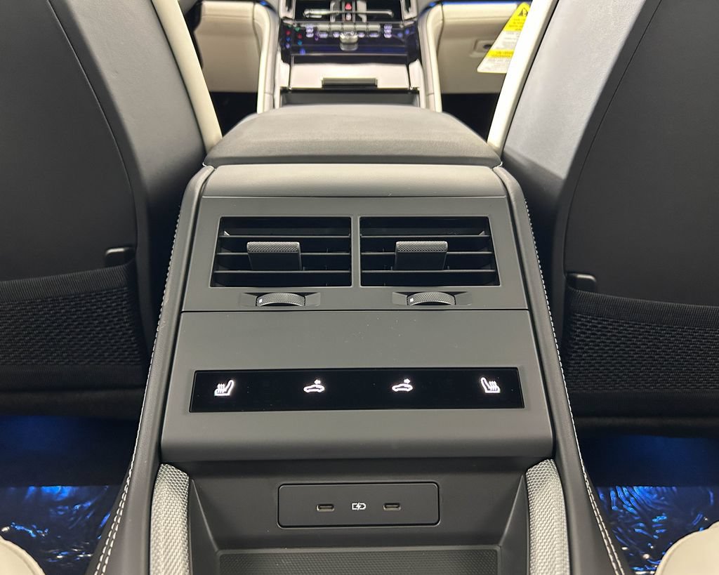 New 2026 Porsche Panamera 4 AWD/4WD image 27