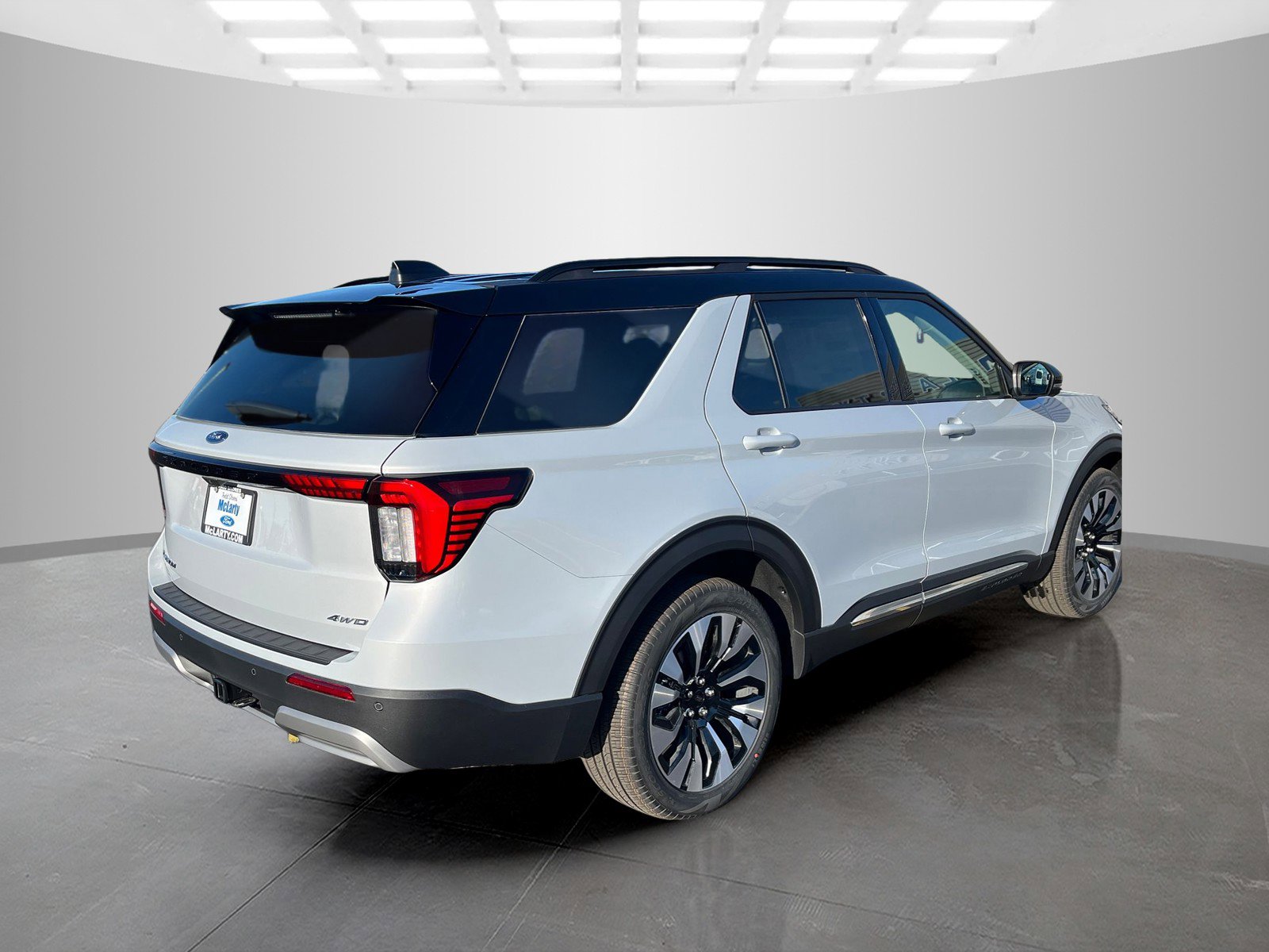 New 2026 Ford Explorer Platinum w/ LUX Leather Package image 4