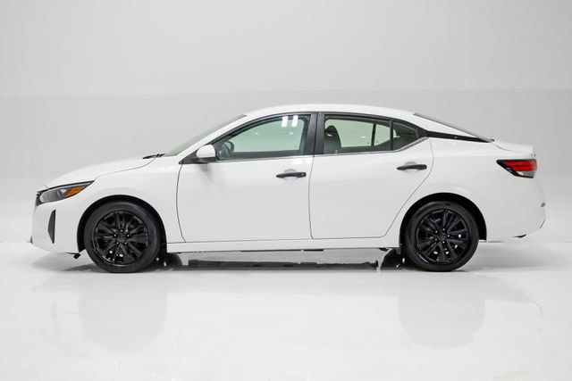 Used 2025 Nissan Sentra S FWD image 27