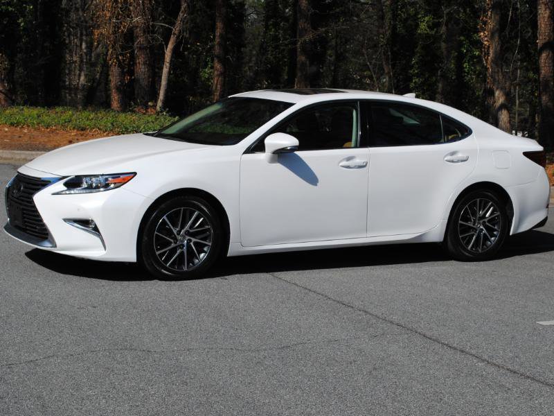 Used 2017 Lexus ES 350 Premium w/ Navigation System Package image 9