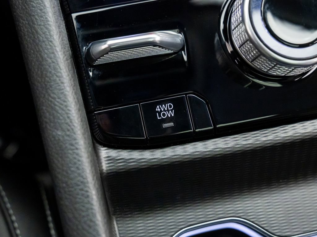 Used 2023 Jeep Grand Cherokee 4WD 4xe w/ MOPAR Finishing Package image 24