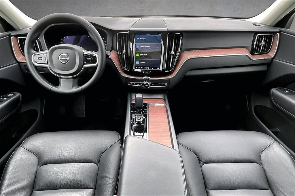Certified 2023 Volvo XC60 B5 Plus w/ Protection Package Premier image 7