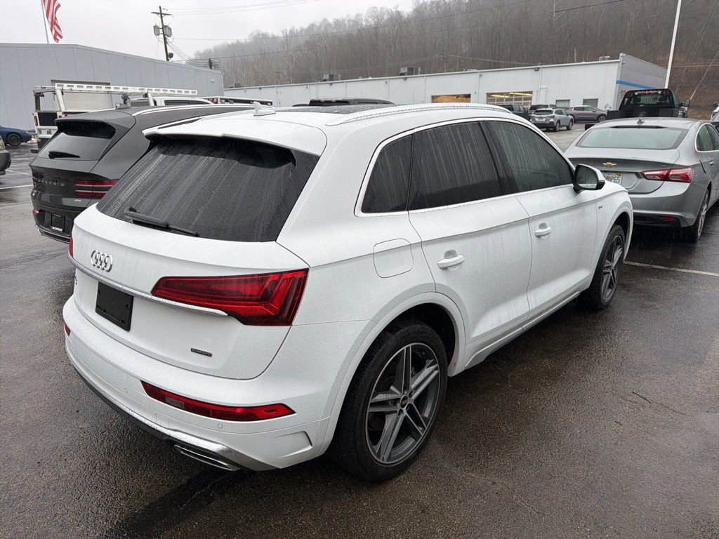 Used 2021 Audi Q5 e Premium Plus w/ Premium Plus Package image 10