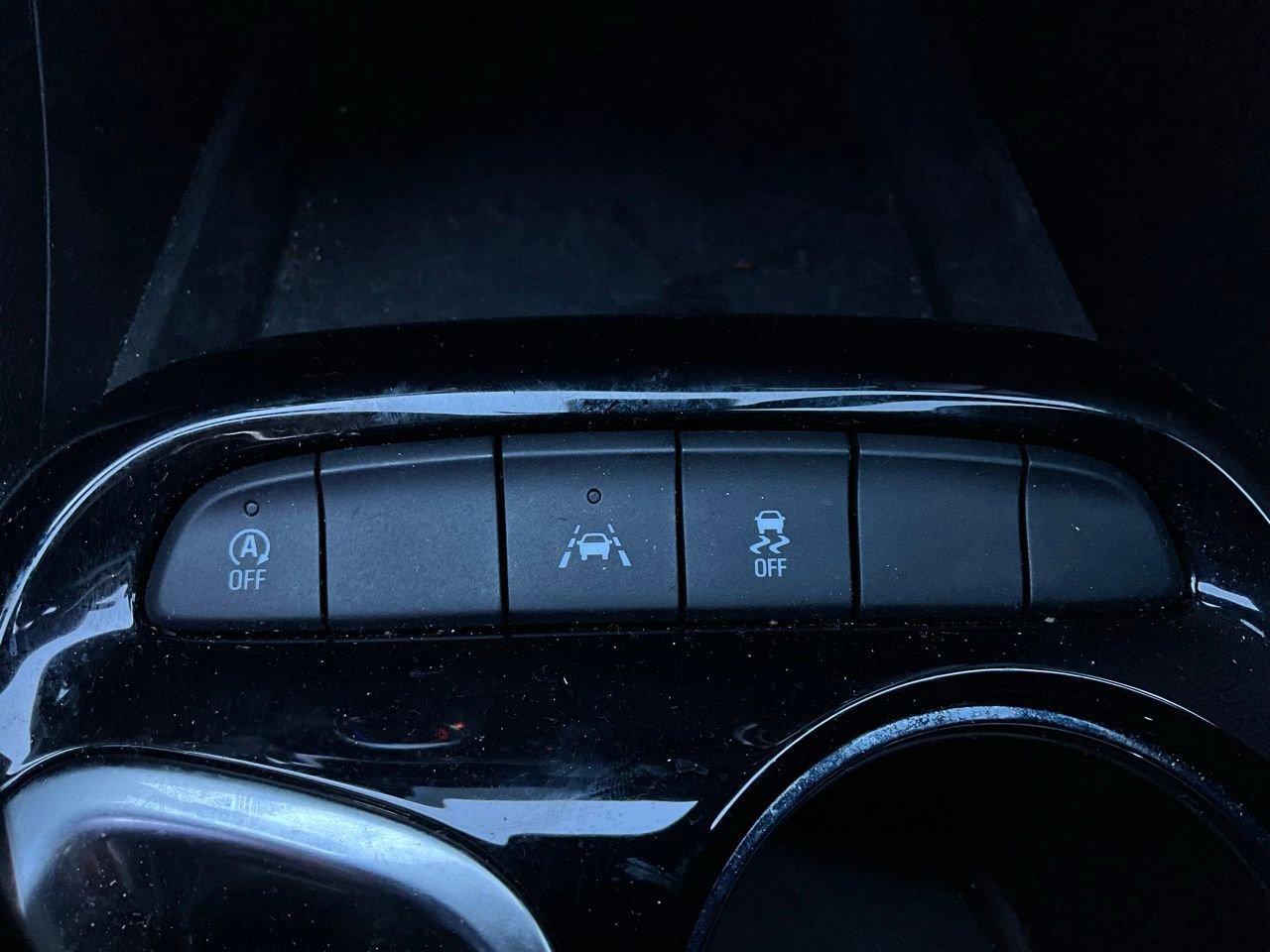 Used 2025 Buick Encore GX Preferred image 23