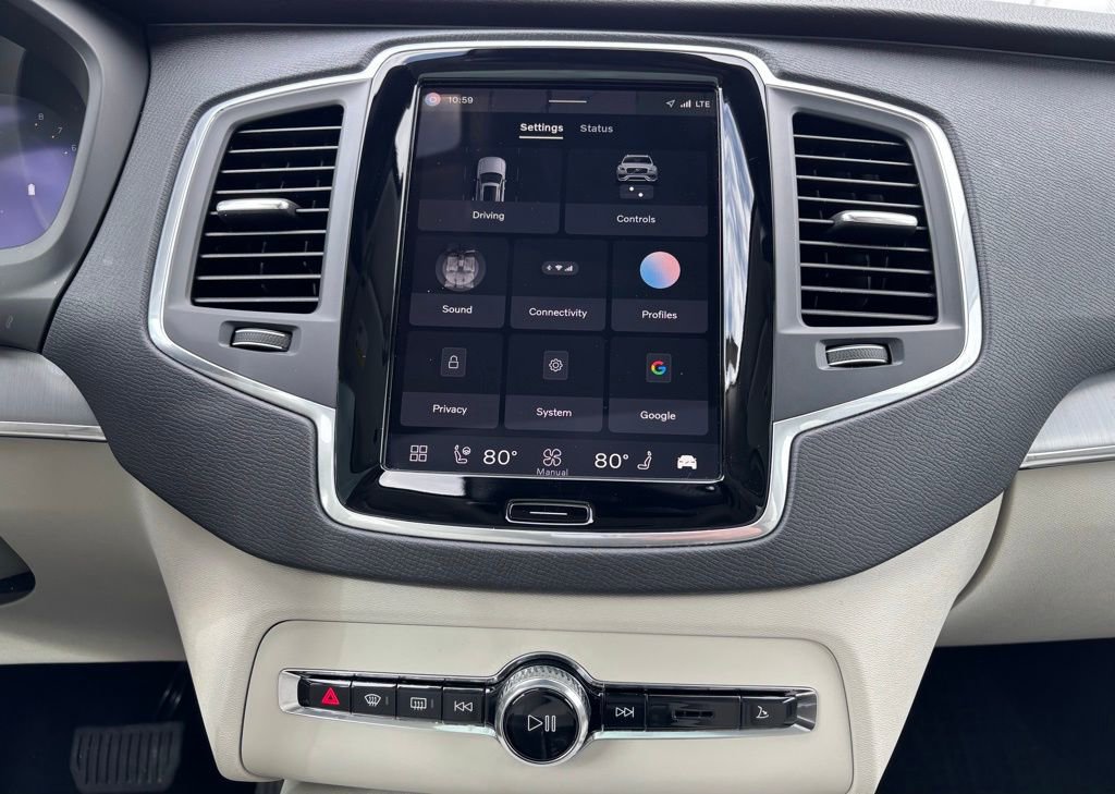 Certified 2024 Volvo XC90 B5 Core w/ Protection Package Premier image 15