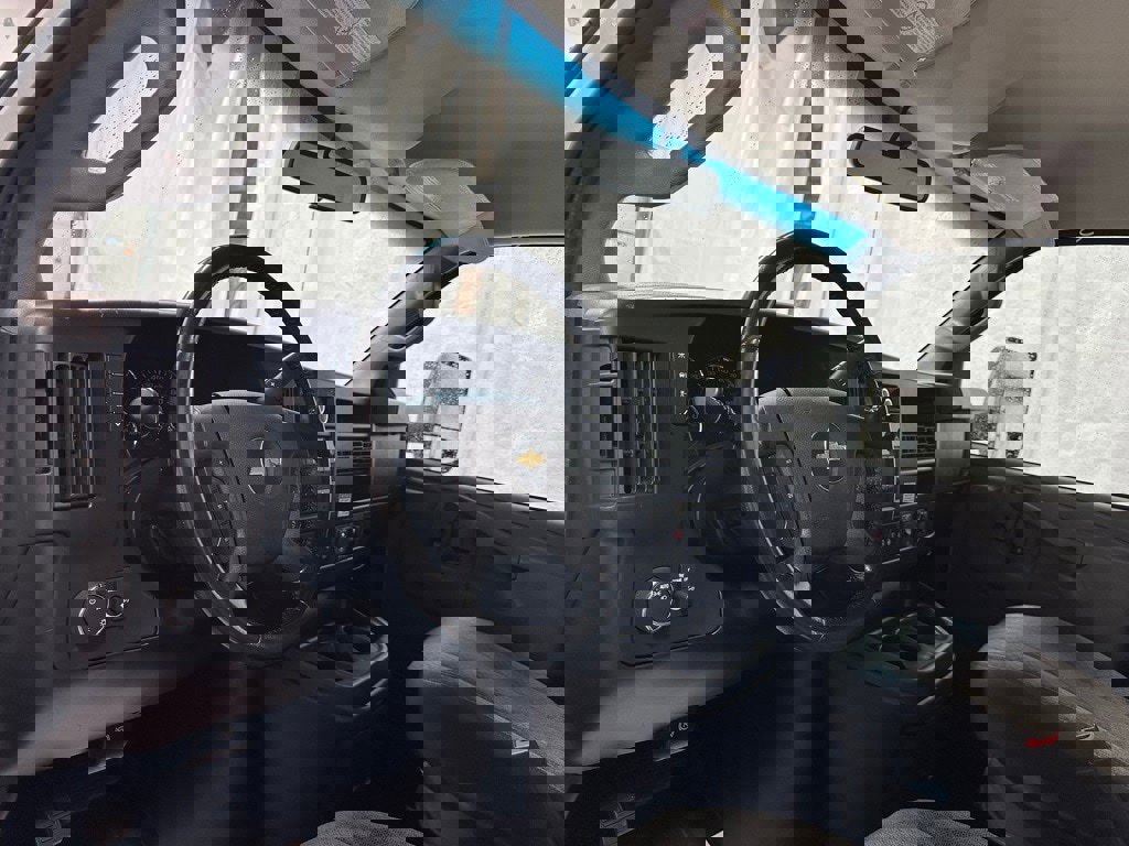 Used 2022 Chevrolet Express 3500 w/ Power Convenience Package image 16