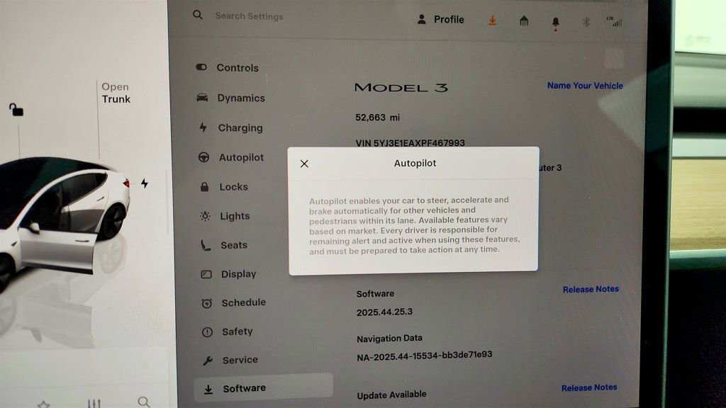 Used 2023 Tesla Model 3 Standard Range image 15