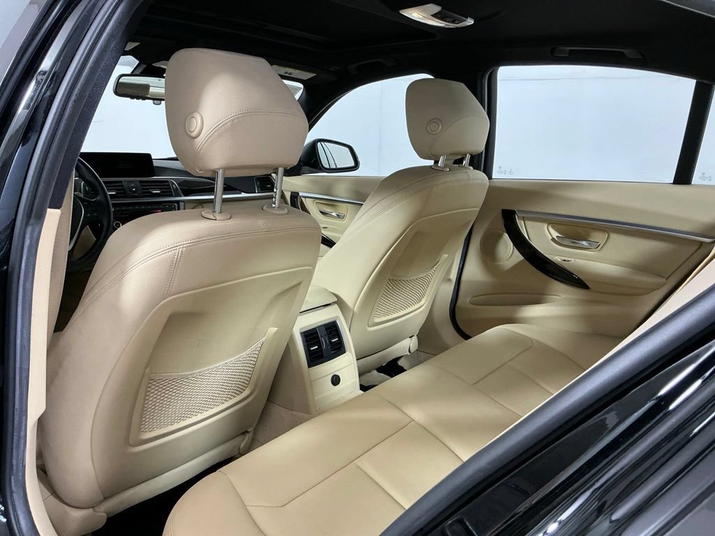 Used 2016 BMW 328i Sedan RWD image 25