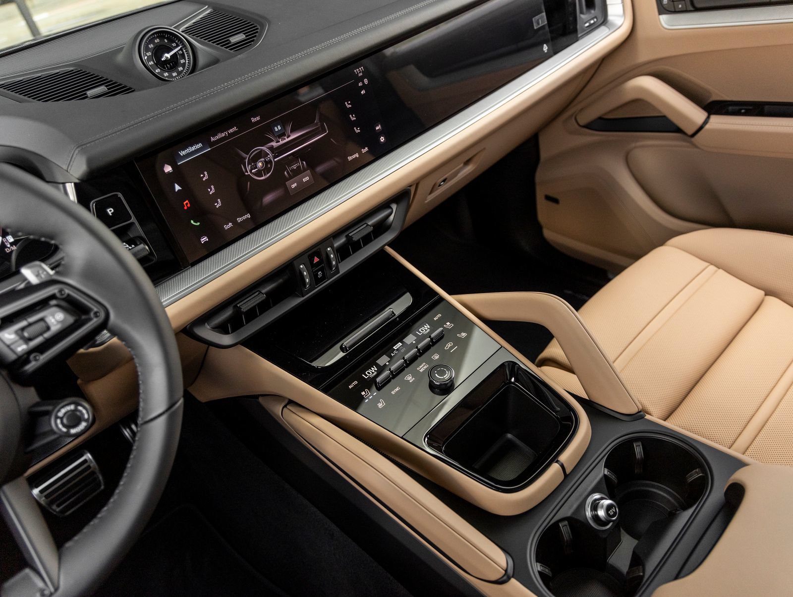 New 2026 Porsche Cayenne S AWD/4WD image 32