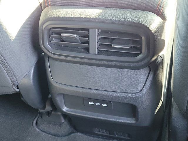 Certified 2025 Honda Pilot Sport image 6