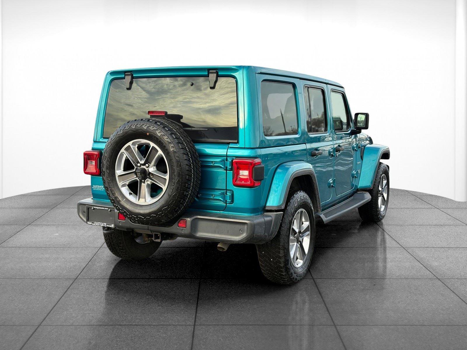 Used 2020 Jeep Wrangler Unlimited Sahara image 7