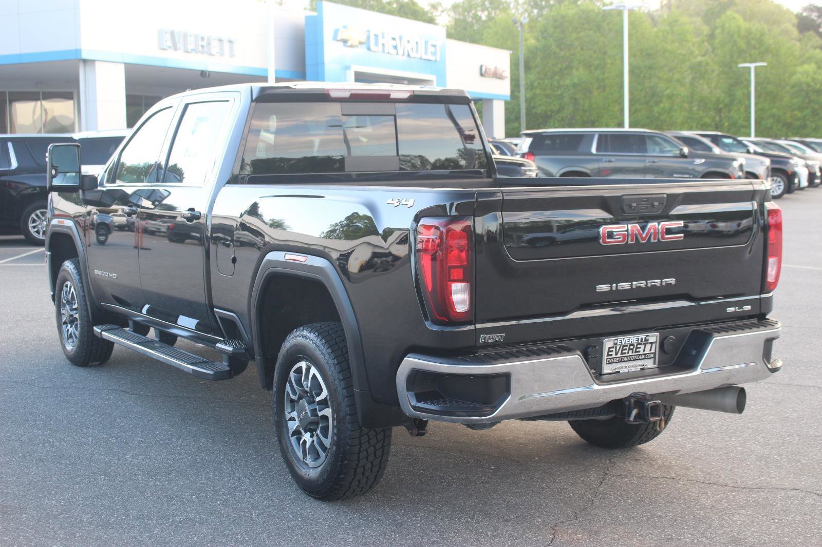 Used 2023 GMC Sierra 2500 SLE w/ SLE Value Package; AWD/4WD image 5