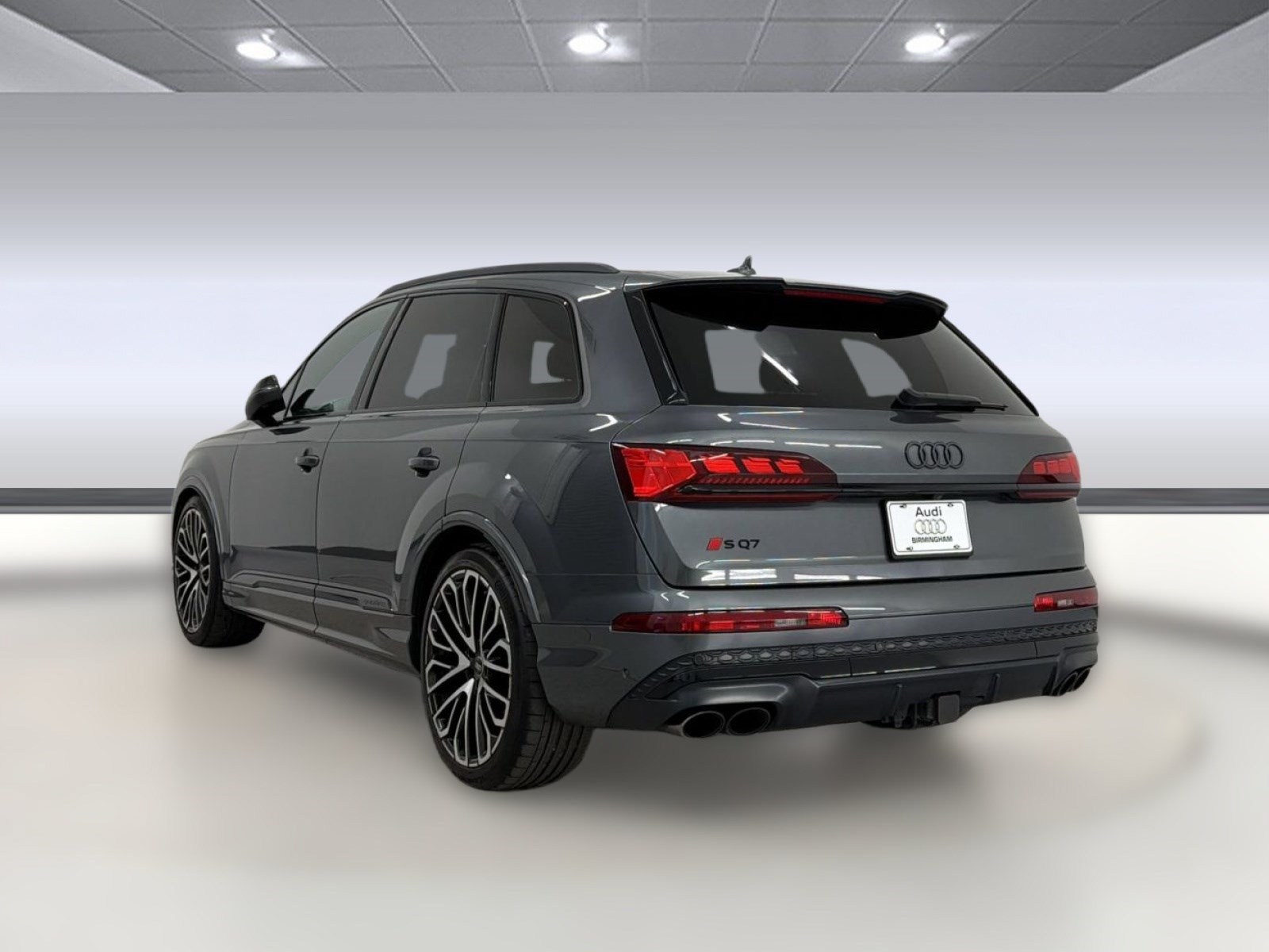 Used 2025 Audi SQ7 Prestige AWD/4WD image 3