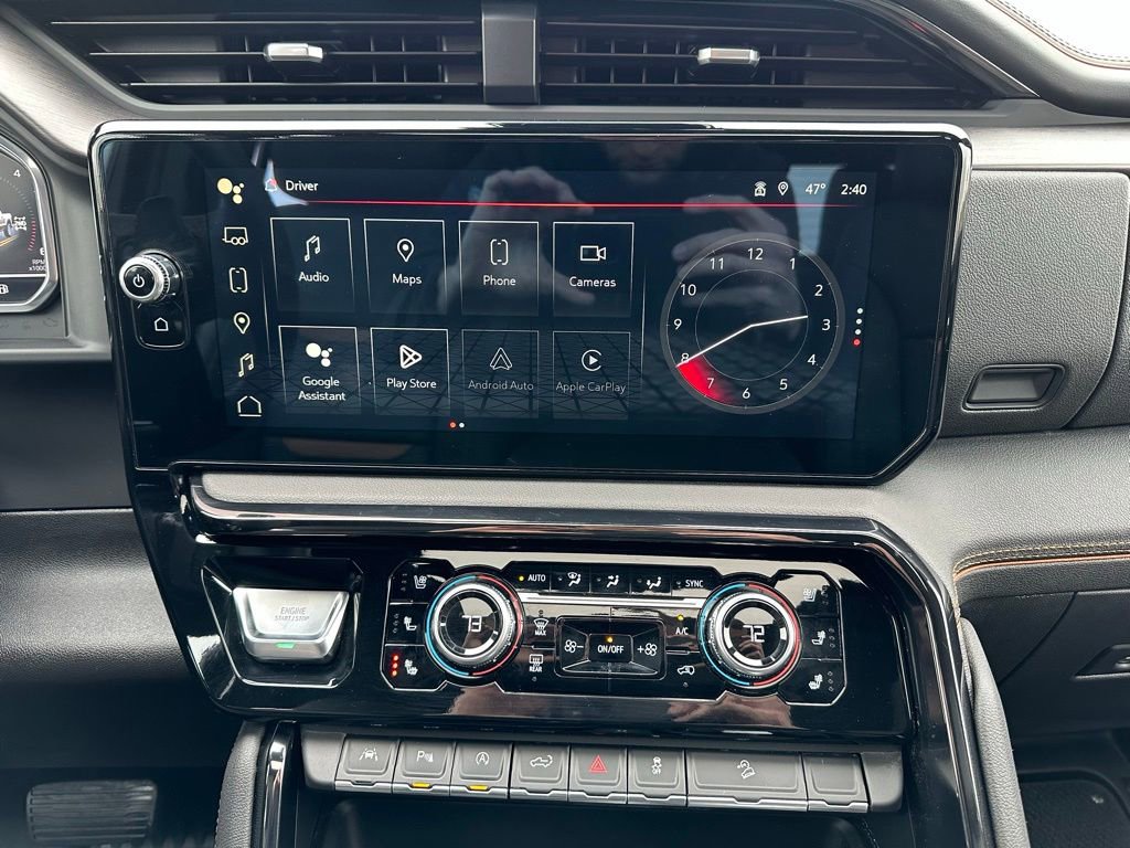 Used 2024 GMC Sierra 1500 AT4 w/ Technology Package image 11