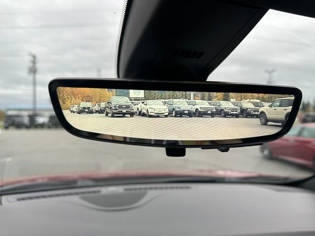 Used 2024 Buick Enclave Premium image 16