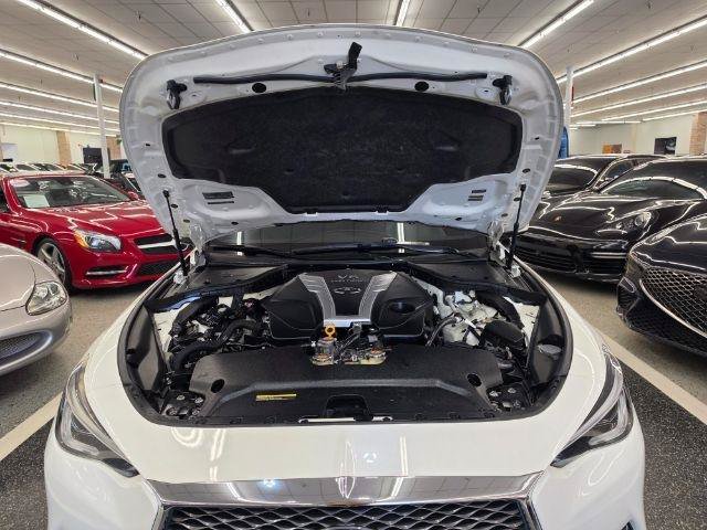 Used 2018 INFINITI Q60 3.0t Luxe w/ Sensory Package 3.0T Luxe AWD/4WD image 40