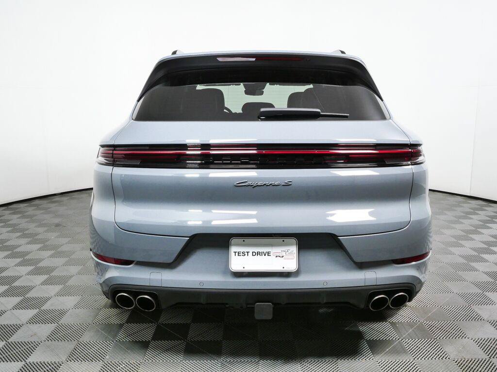 Certified 2026 Porsche Cayenne S AWD/4WD image 30