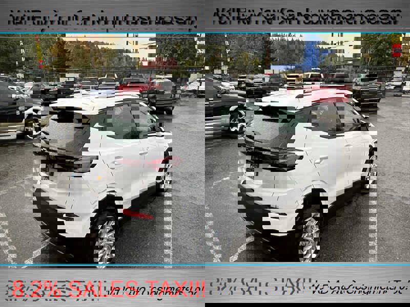 Used 2023 Chevrolet Bolt EUV LT image 5