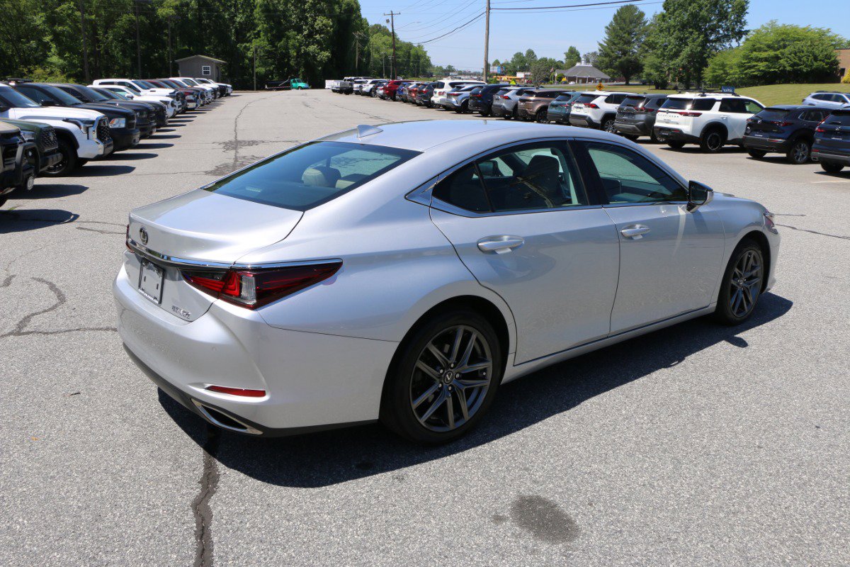 Used 2021 Lexus ES 350 w/ Premium Package FWD image 8