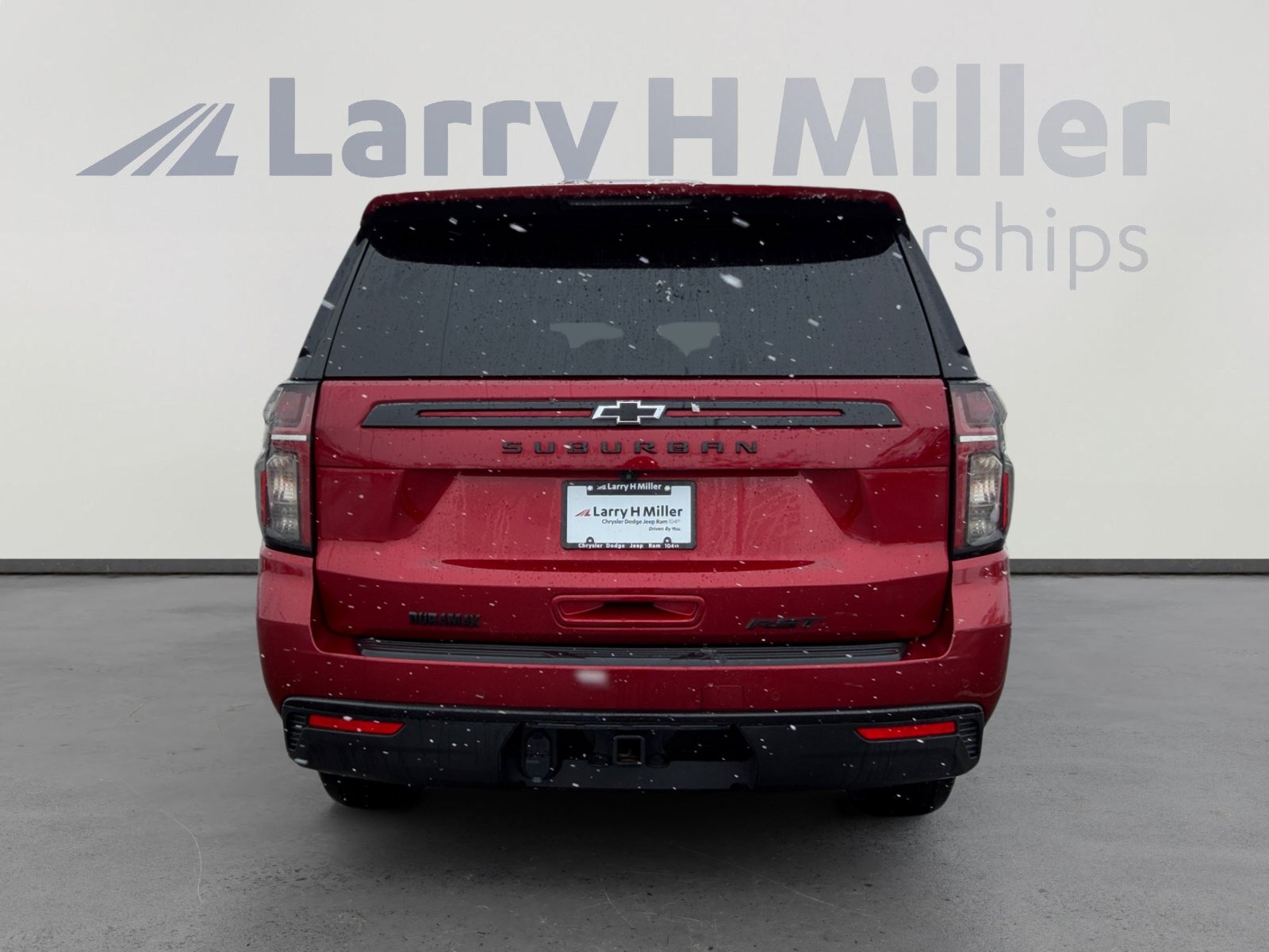 Used 2023 Chevrolet Suburban RST AWD/4WD image 6