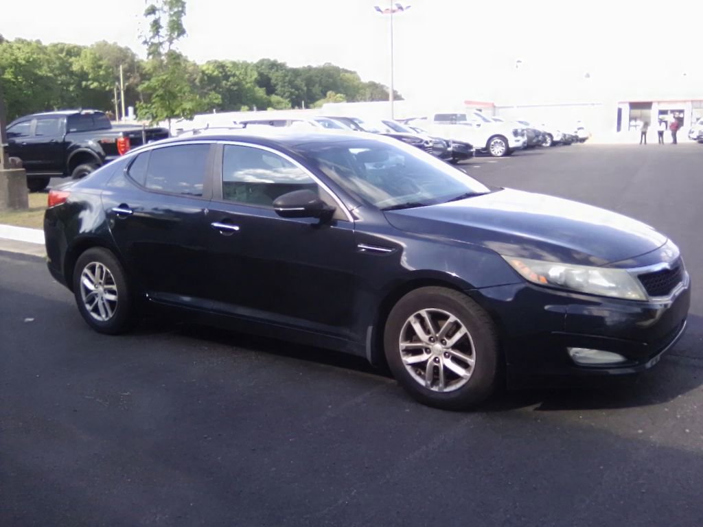 Used 2013 Kia Optima LX FWD image 1