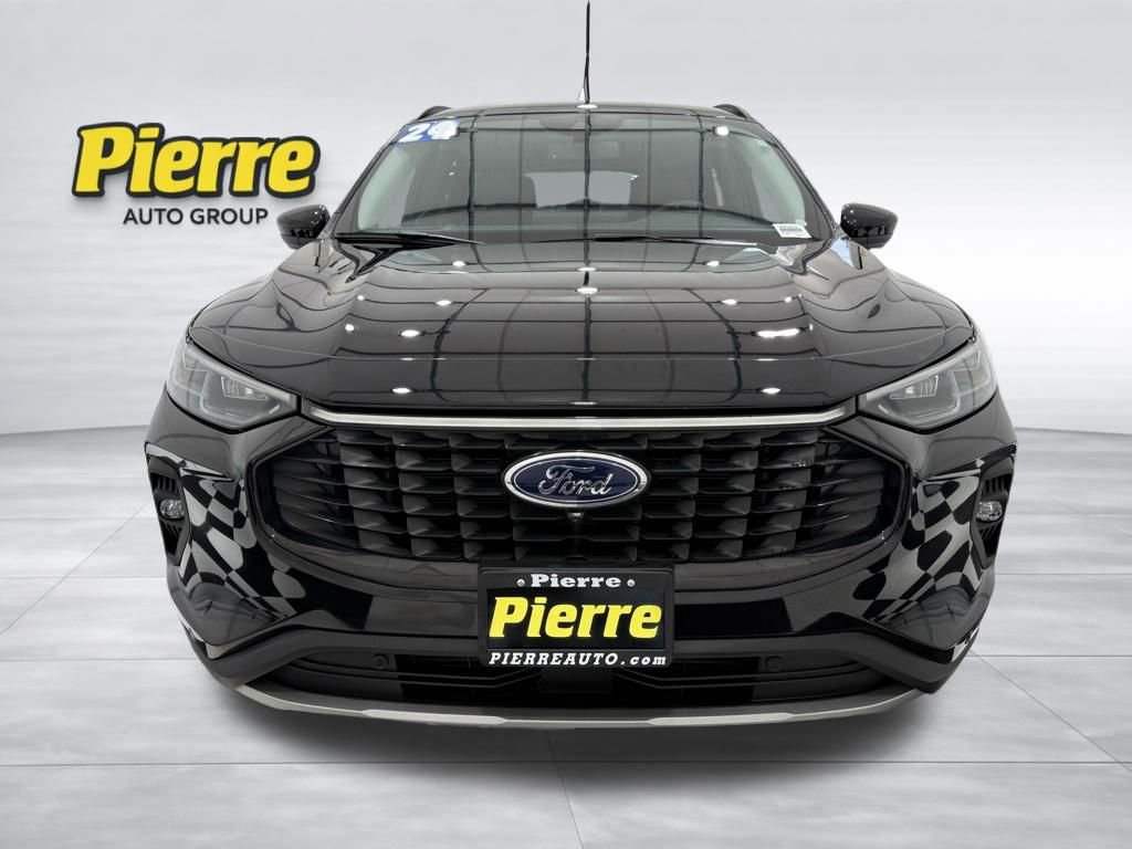 Used 2024 Ford Escape Platinum image 8