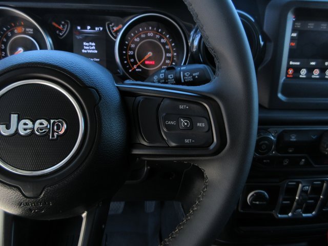 Used 2023 Jeep Wrangler Sport image 17
