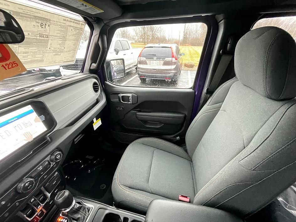 New 2026 Jeep Gladiator Willys image 30