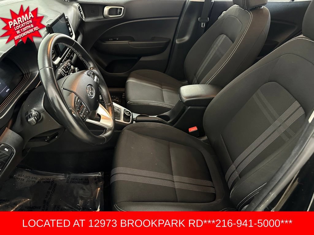 Used 2023 Hyundai Venue SEL FWD image 10