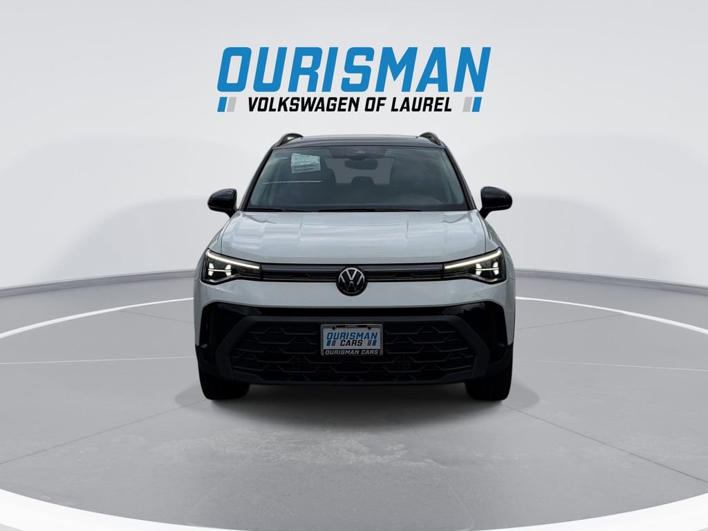 New 2026 Volkswagen Taos SE AWD/4WD image 3