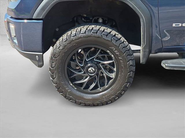 Used 2021 GMC Sierra 2500 Denali w/ Denali Ultimate Package AWD/4WD image 23