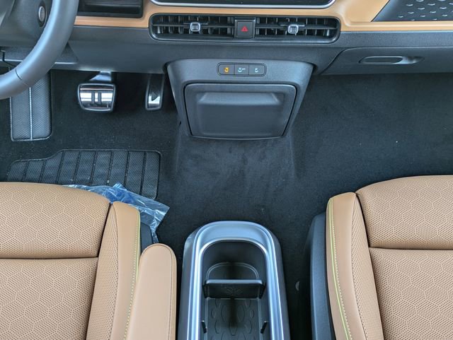 New 2025 Volkswagen ID. Buzz 1st Edition RWD image 19