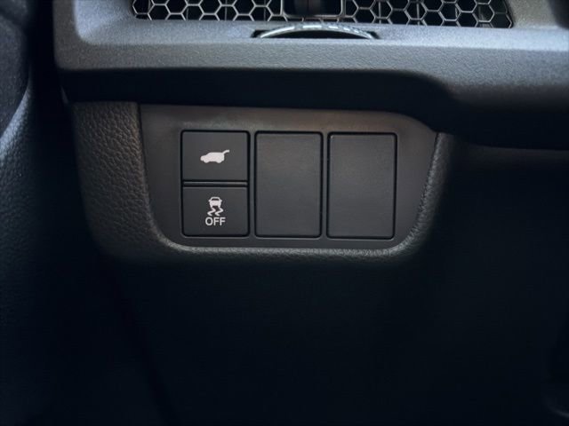 Used 2025 Honda CR-V Sport-L image 18
