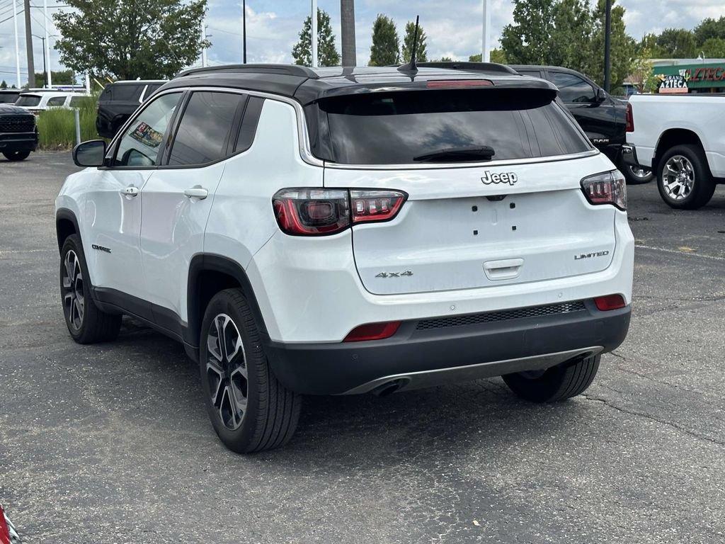 Used 2023 Jeep Compass Limited w/ Sun and Sound Group AWD/4WD image 6
