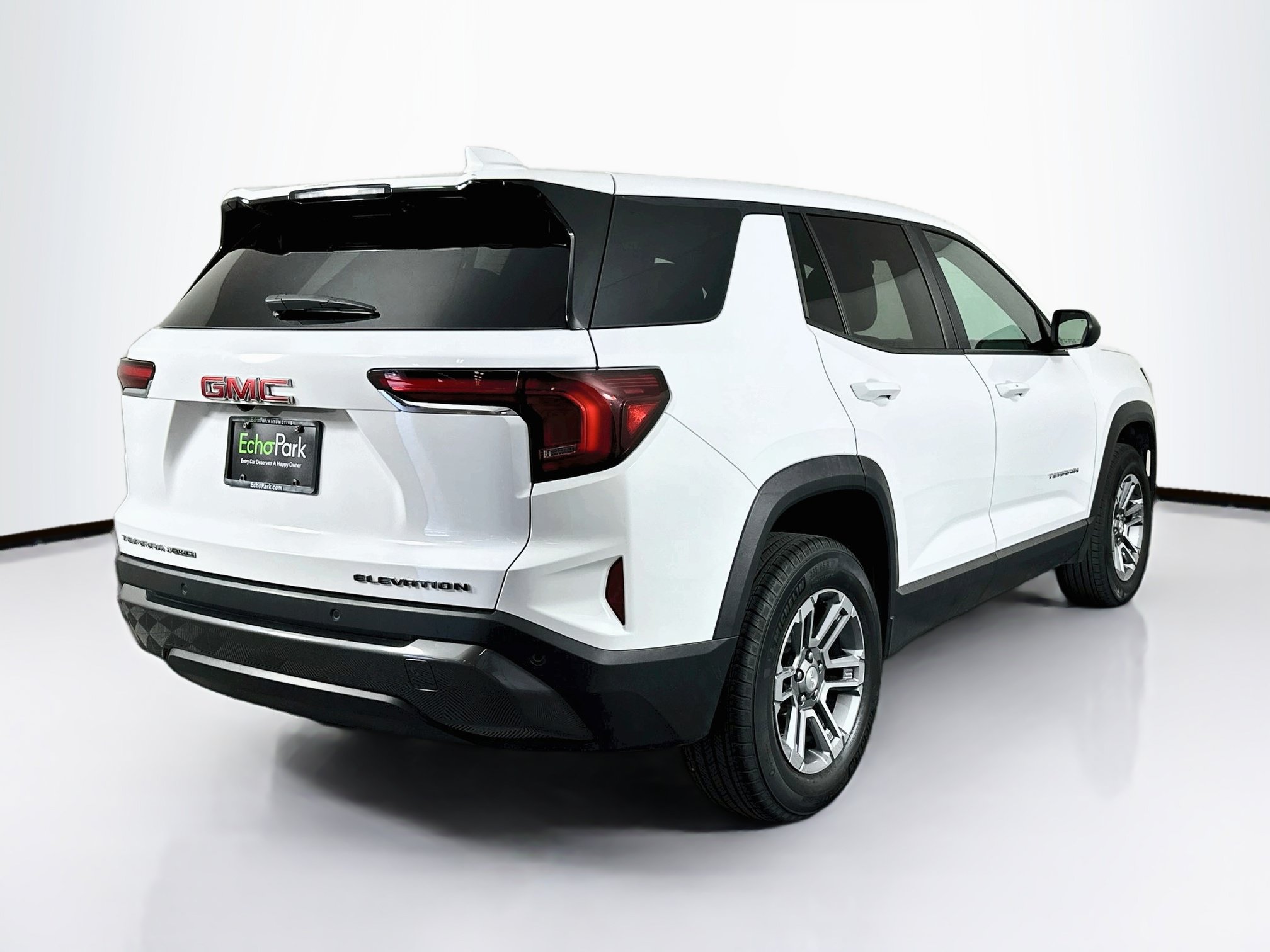 Used 2025 GMC Terrain Elevation AWD/4WD image 9