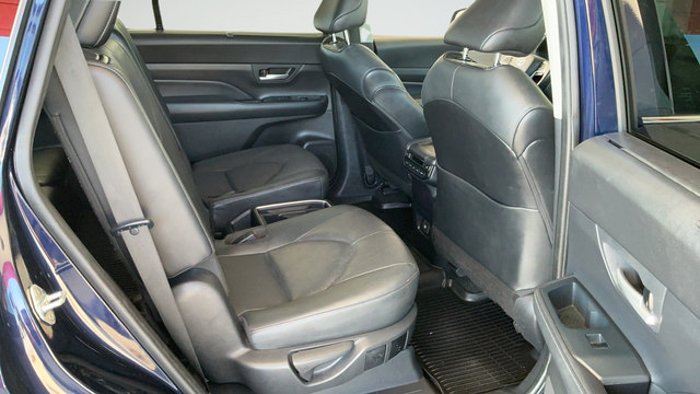 Used 2024 Toyota Grand Highlander FWD image 22