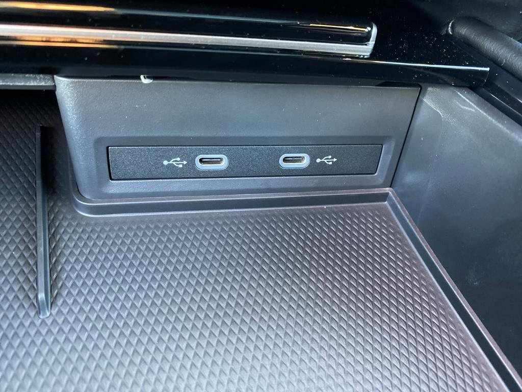 New 2026 Volkswagen Atlas Cross Sport SEL Premium R-Line image 25