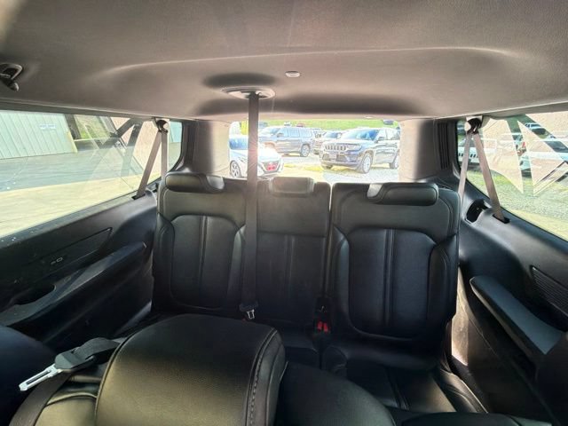 Used 2024 Jeep Wagoneer L Series II w/ Flexible Seating Group AWD/4WD image 15