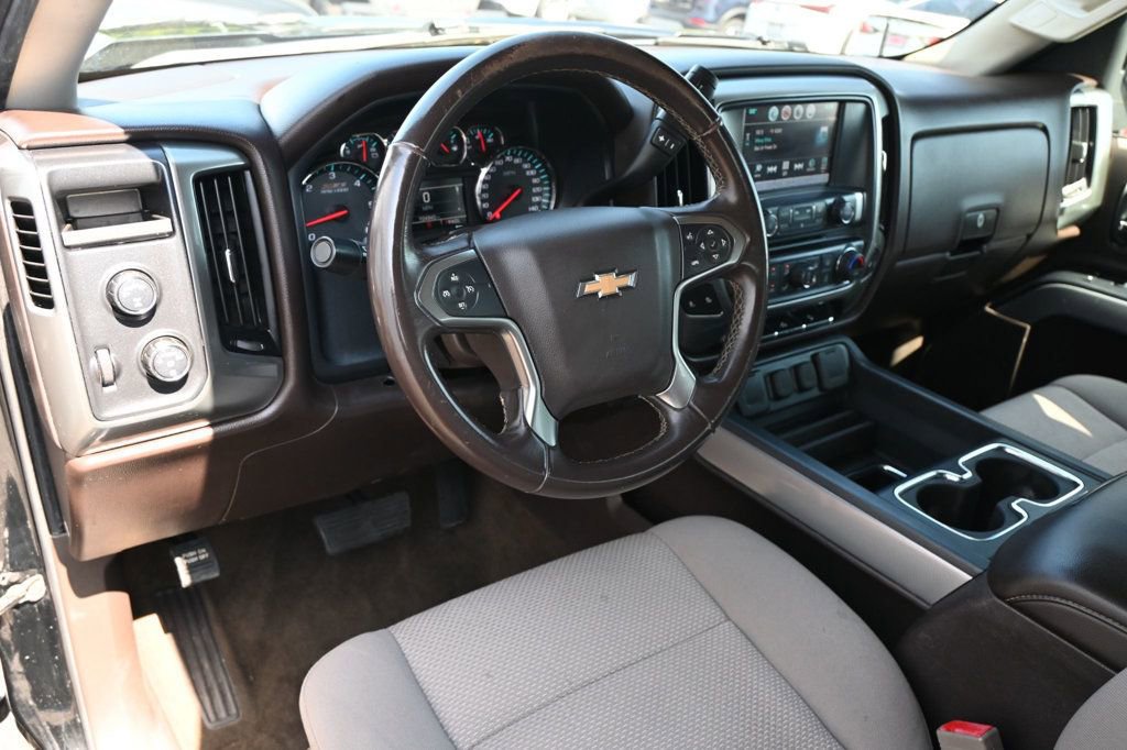 Used 2018 Chevrolet Silverado 1500 LT w/ All Star Edition image 9
