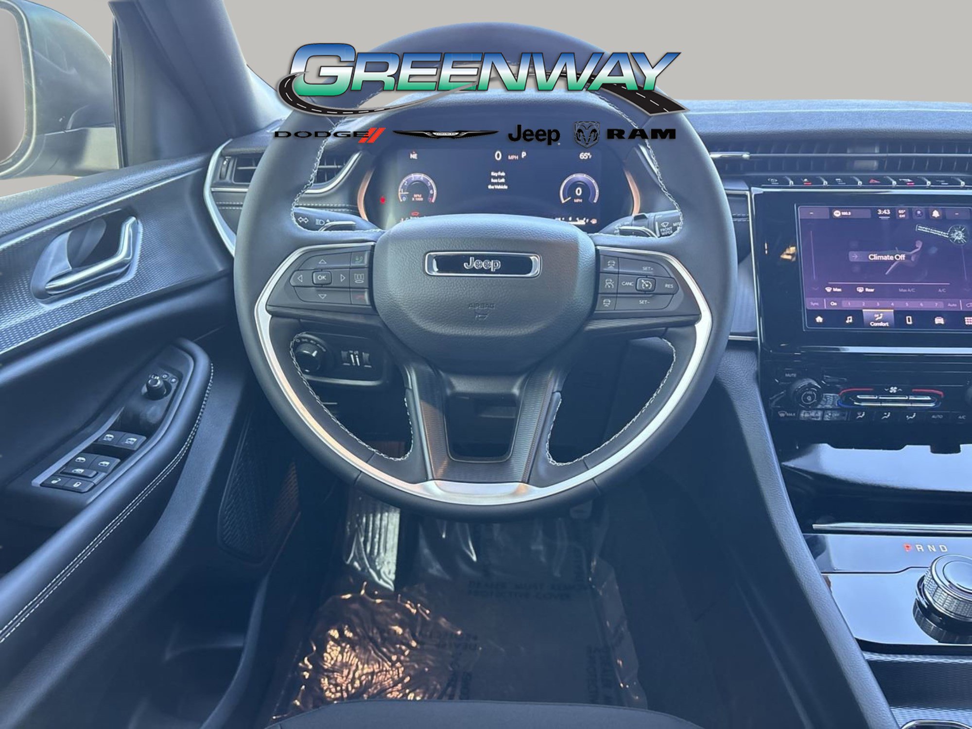 New 2025 Jeep Grand Cherokee Laredo image 12