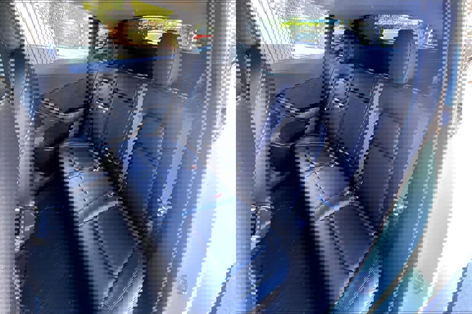 Used 2022 Tesla Model Y Long Range image 20