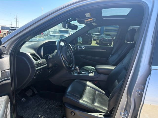 Used 2020 Jeep Grand Cherokee Limited AWD/4WD image 7
