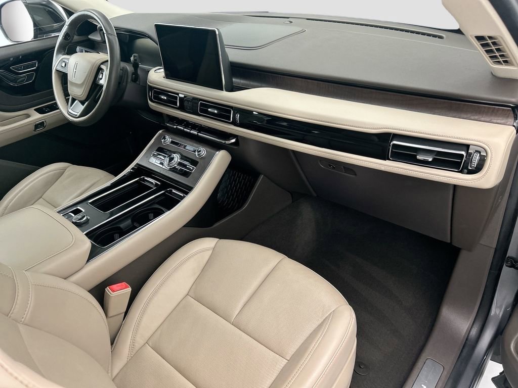 Used 2023 Lincoln Aviator Reserve w/ Elements Package Plus RWD image 15