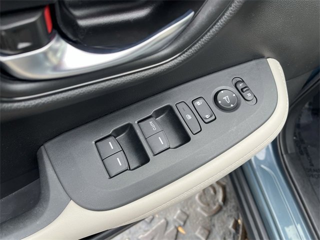 Used 2023 Honda HR-V LX image 13