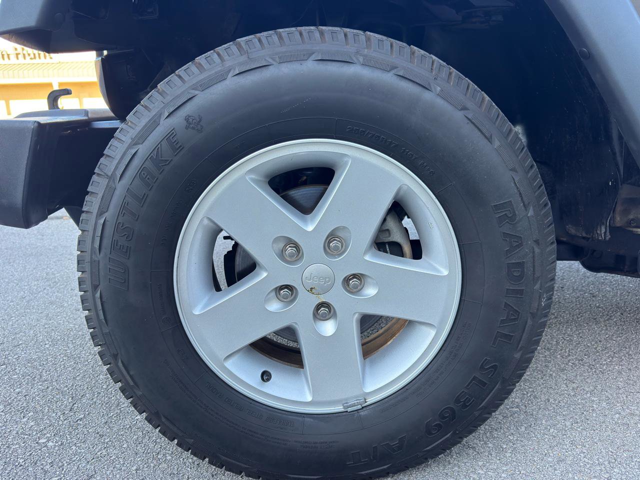 Used 2018 Jeep Wrangler Unlimited Sport S image 8