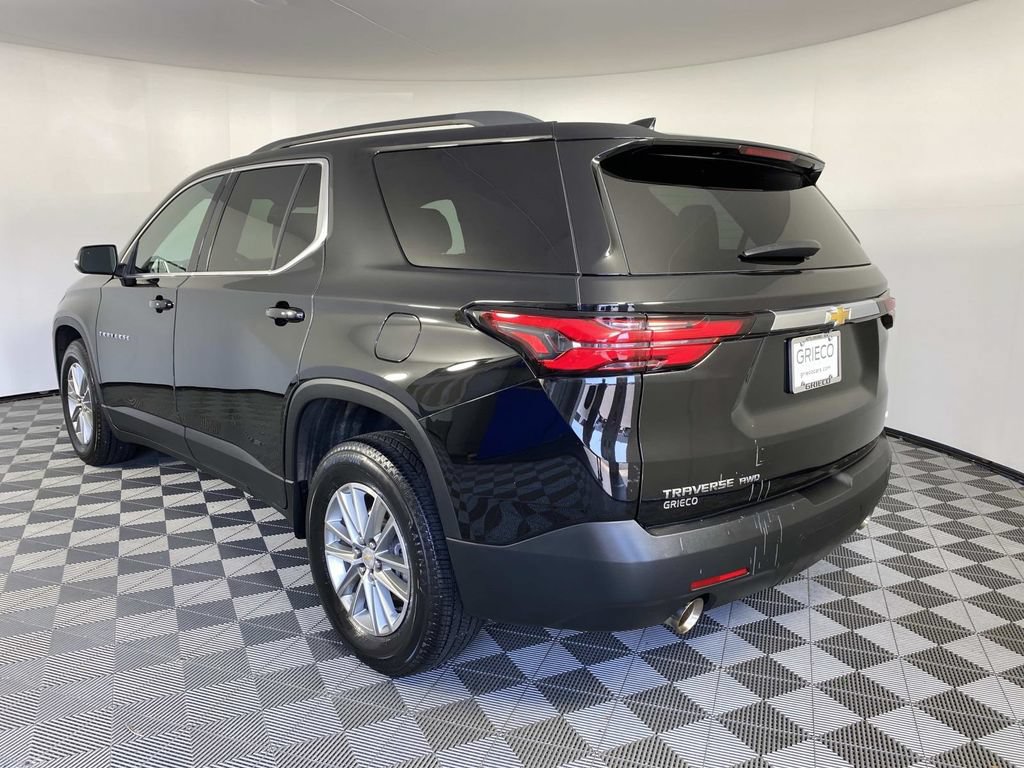 Used 2023 Chevrolet Traverse LT w/ LPO, Floor Liner Package AWD/4WD image 6