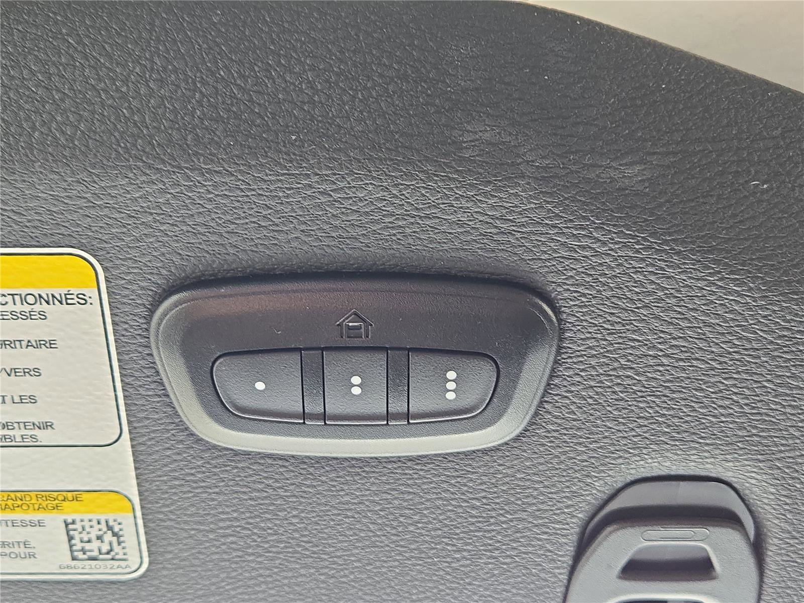 Used 2024 Jeep Wrangler Unlimited Rubicon image 30