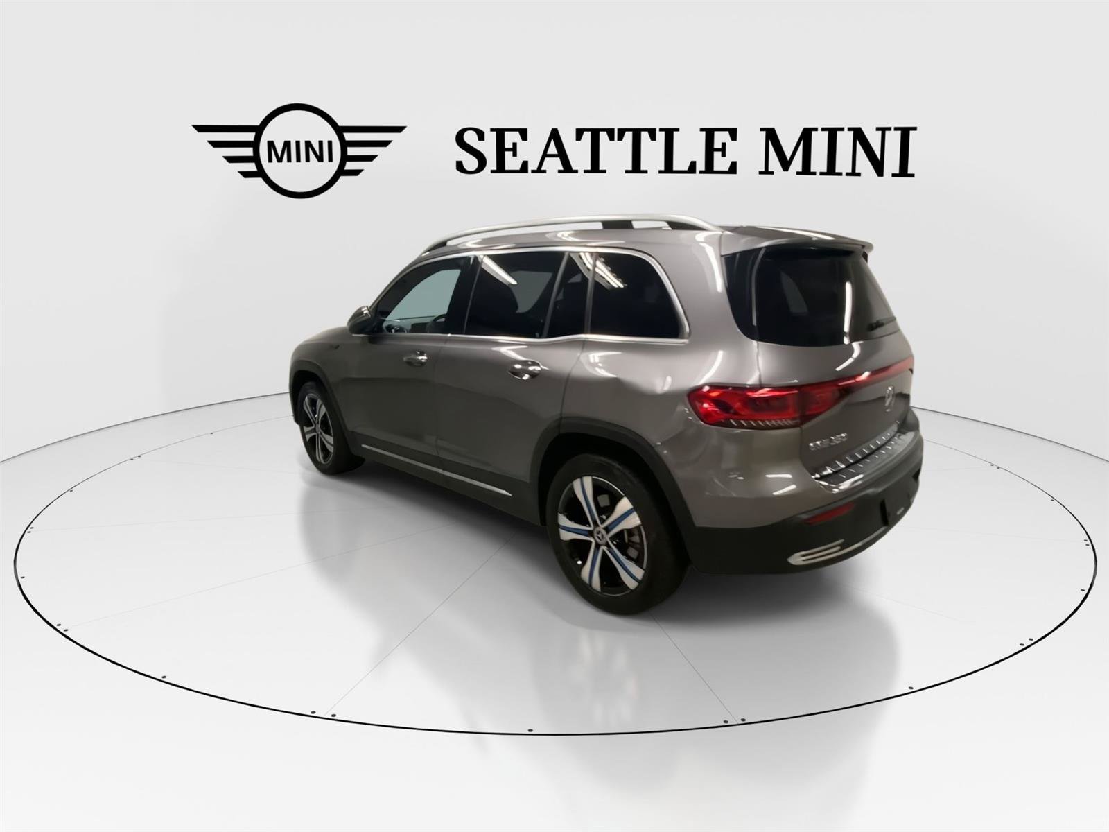 Used 2022 Mercedes-Benz EQB 350 4MATIC image 8