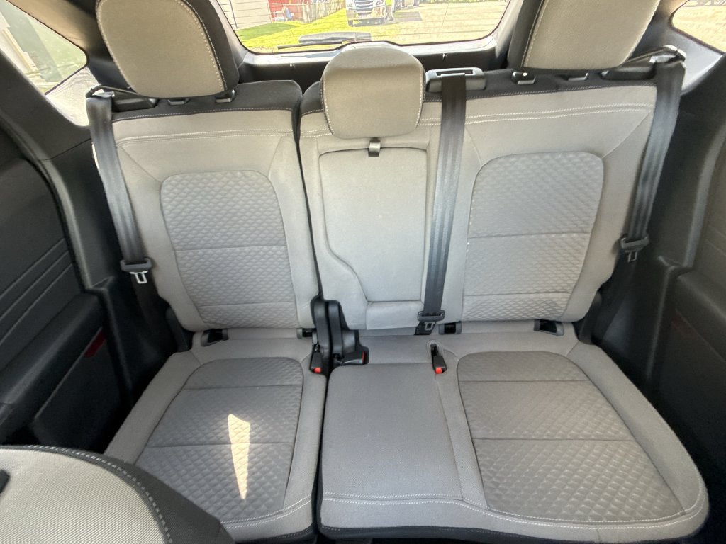 Used 2022 Ford Escape SE w/ SE Sport Appearance Package AWD/4WD image 24