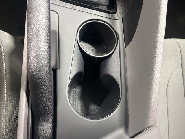 New 2026 Hyundai Elantra Sport image 18